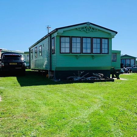 157 Amour Caravan Tywyn Exteriör bild