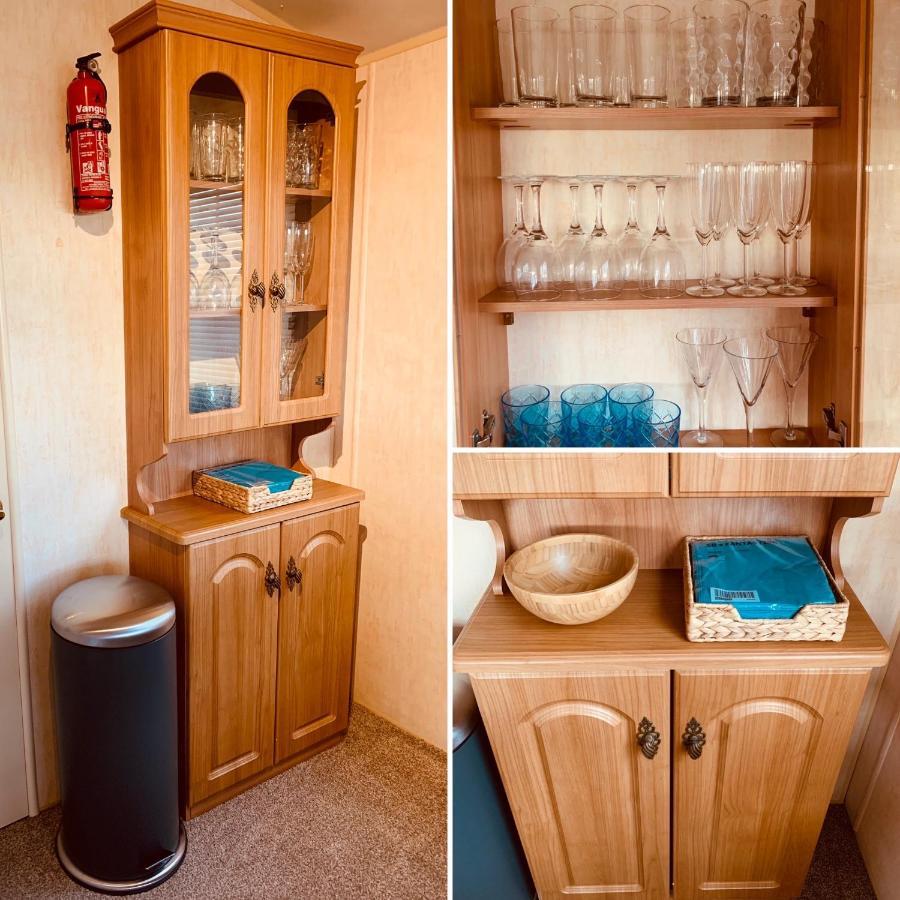 157 Amour Caravan Tywyn Exteriör bild