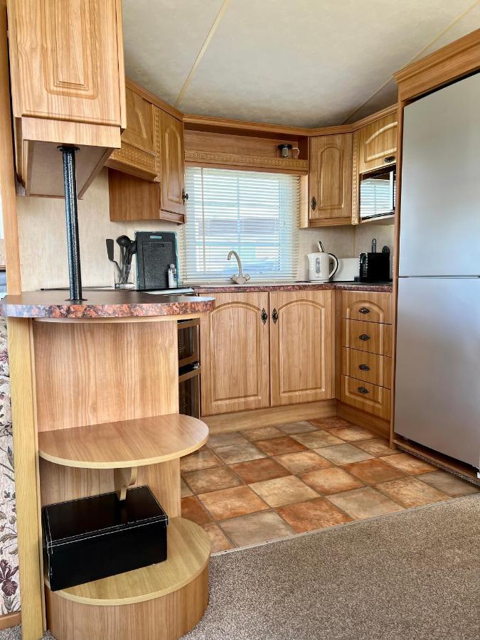 157 Amour Caravan Tywyn Exteriör bild